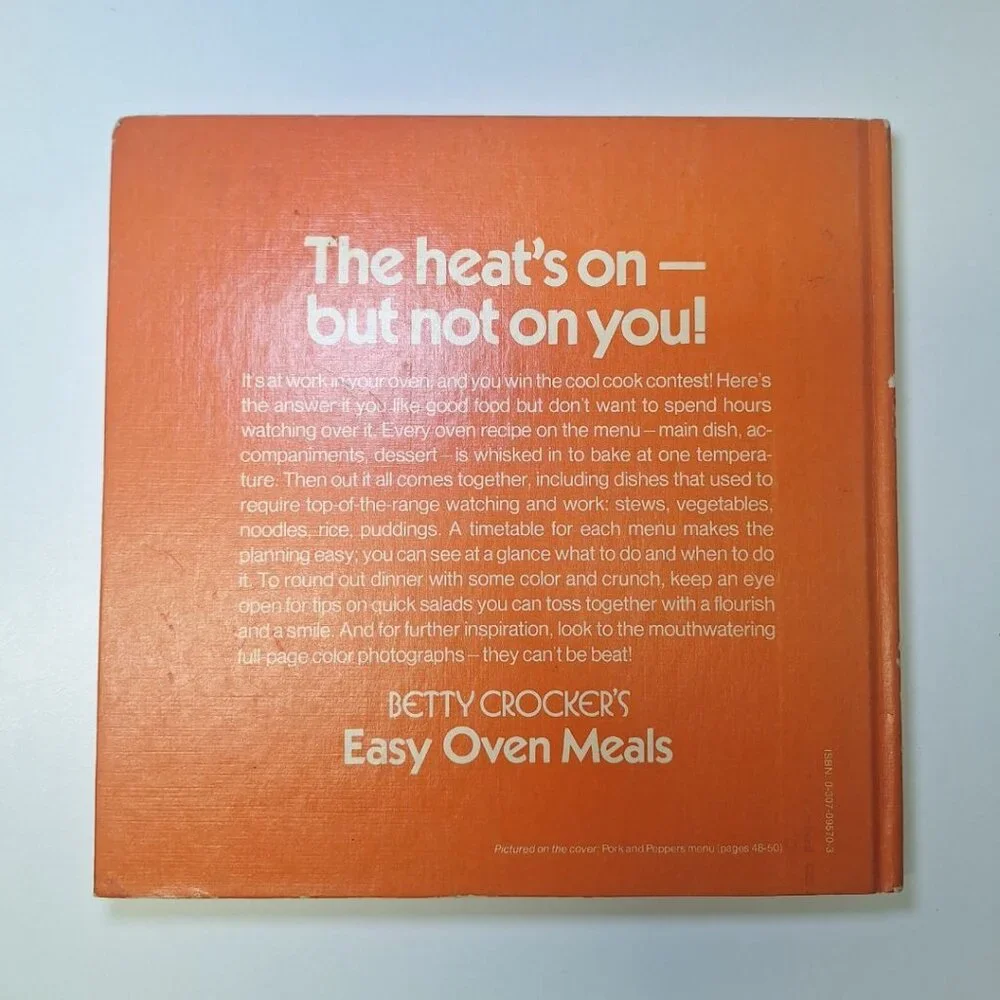 Betty Crockers Easy Oven Cook Book Meals Recipe 1973 Orange‎ Hardcover Dinner